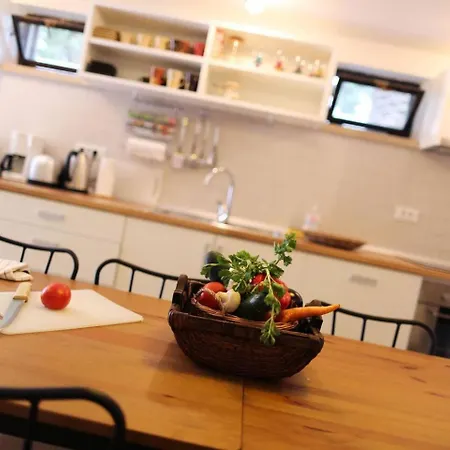 Apartament Spectacular With Pool In