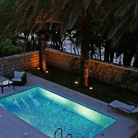 Spectacular With Pool In شقة دوبروفينك